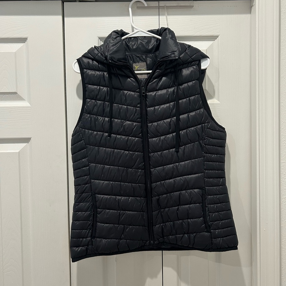 Old Navy - Puffer Vest